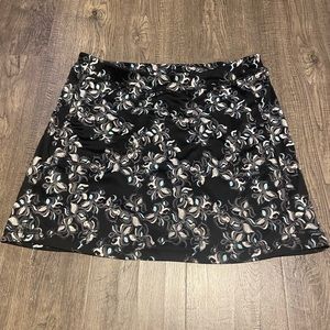 PGA Tour golf skort -medium